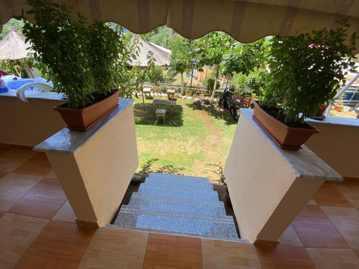 הימארה Areti Rooms Hotel מראה חיצוני תמונה