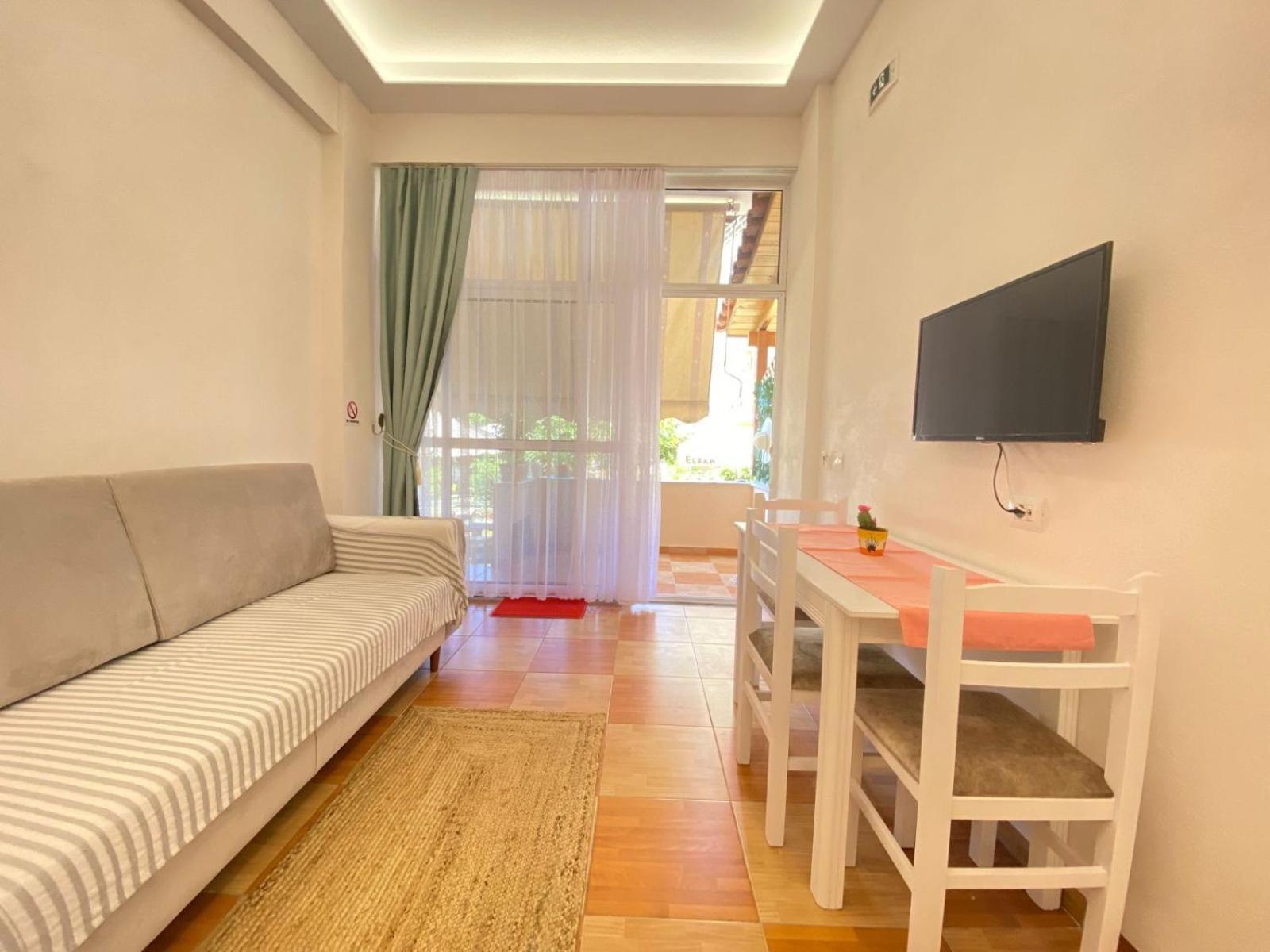הימארה Areti Rooms Hotel מראה חיצוני תמונה
