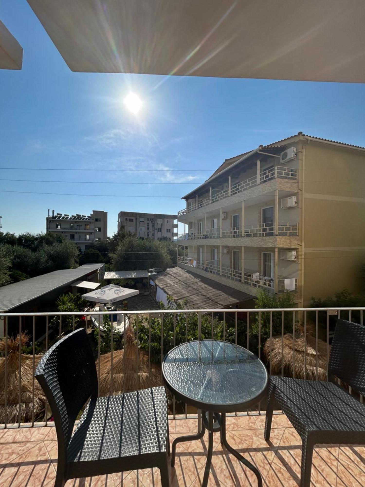 הימארה Areti Rooms Hotel מראה חיצוני תמונה