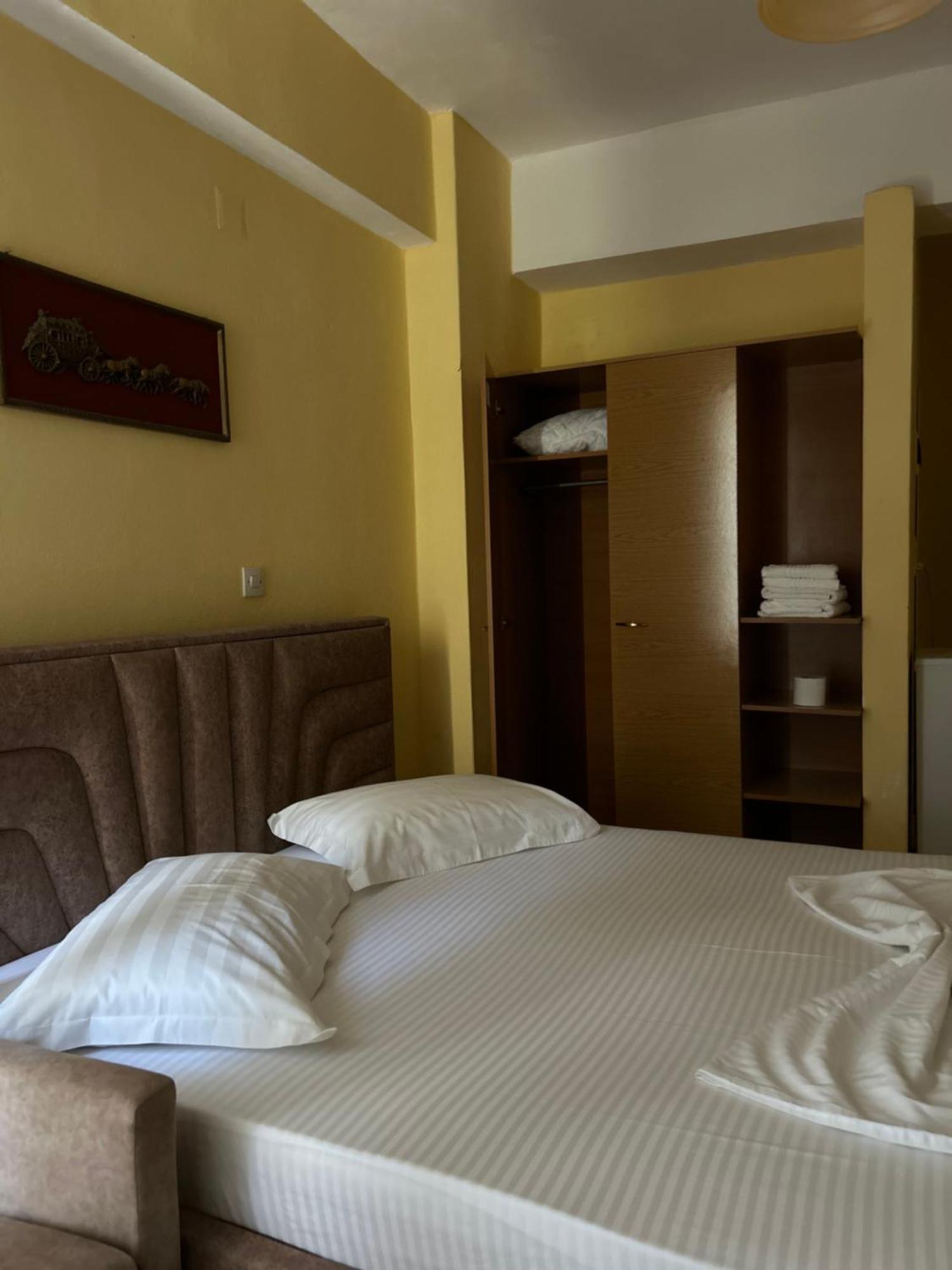 הימארה Areti Rooms Hotel מראה חיצוני תמונה